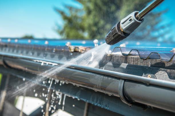 Best Deck Pressure Washing  in Shady Hollow, TX